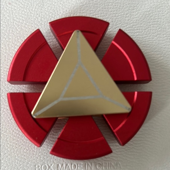 Red and Gold Kids Spinner - Picture 3 of 4